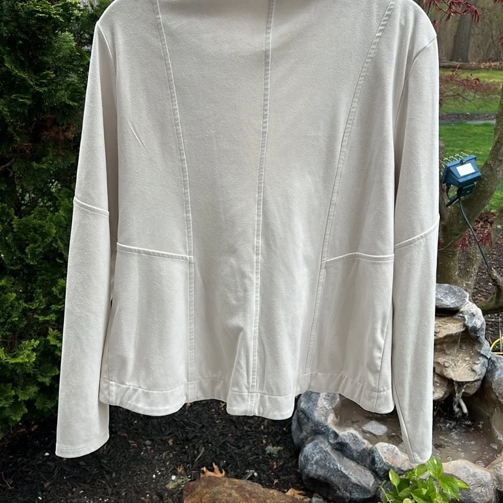 Jacket - Picture 6 of 10